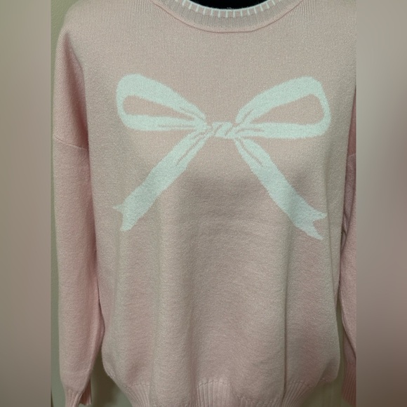 Pink Sweater with White Bow Design Size 1X - Picture 3 of 6